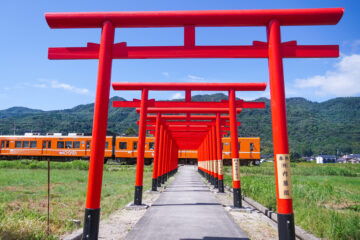 粟津稲生神社